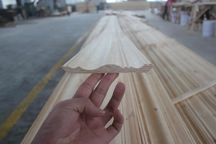 surowiec do formowania sosny raw material of pine moulding